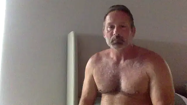 Bronco9602 online show from September 18, 2025, 1:46 pm