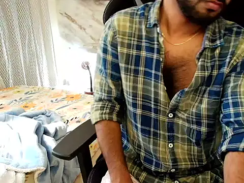 SHENOY3 online show from February 12, 2026, 4:51 am