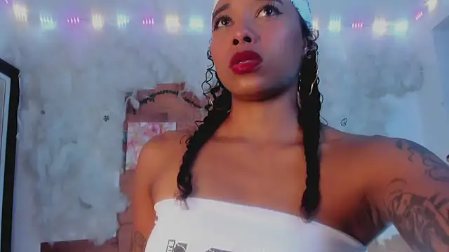 kelly thomson online show from January 20, 2025, 9:53 pm