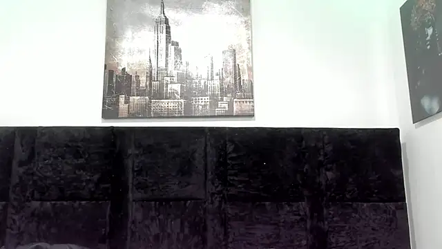 izzy cum online show from September 30, 2025, 7:19 pm