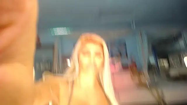 ADRIANNA FOX online show from February 3, 2025, 8:24 am