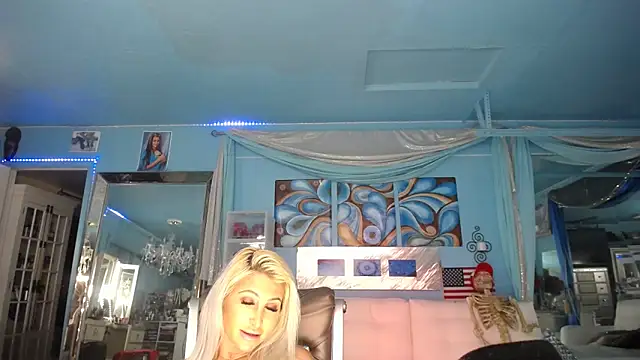 ADRIANNA FOX online show from March 16, 2025, 1:28 am