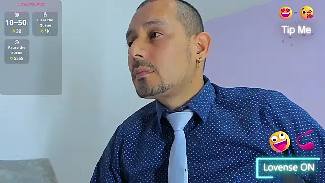 jhonyalzate2 online show from December 10, 2024, 2:59 am