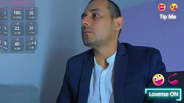 jhonyalzate2 online show from January 9, 2025, 2:33 am