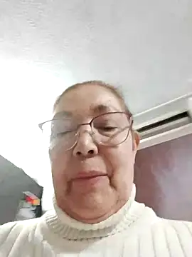 Vicky Rosse online show from September 25, 2025, 8:12 pm