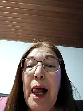 Vicky Rosse online show from December 13, 2025, 8:04 pm