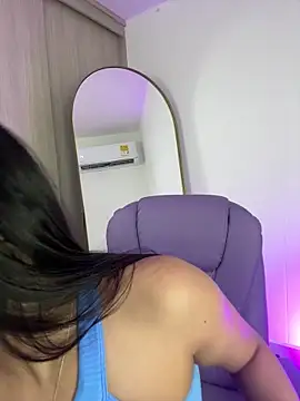 vicky rachell online show from February 19, 2025, 1:39 pm