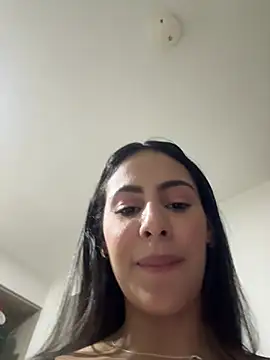 vicky rachell online show from February 24, 2025, 1:21 pm