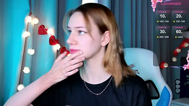 Ramona    online show from February 17, 2025, 9:35 am