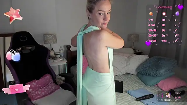 Snapshot of 1Sweetnina chatting on February 23, 2025, 1:35 am 1Sweetnina online show from February 23, 2025, 1:35 am