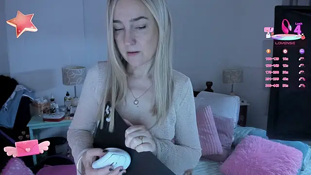 Snapshot of 1Sweetnina chatting on September 30, 2025, 8:47 pm 1Sweetnina online show from September 30, 2025, 8:47 pm