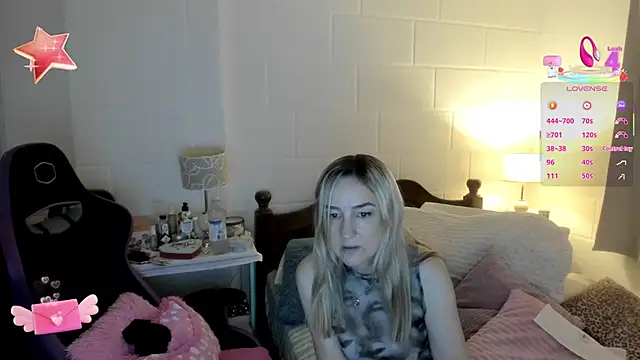 Snapshot of 1Sweetnina chatting on October 17, 2025, 10:01 pm 1Sweetnina online show from October 17, 2025, 10:01 pm