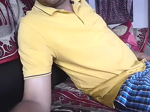 aakash ModelBrown online show from October 23, 2025, 5:40 am