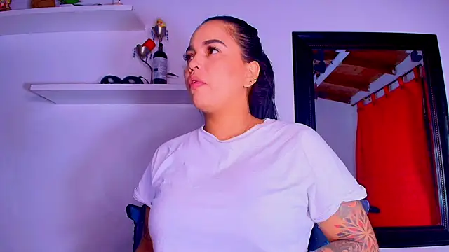 Snapshot of alexaa_walker chatting on February 19, 2025, 12:00 pm alexaa walker online show from February 19, 2025, 12:00 pm