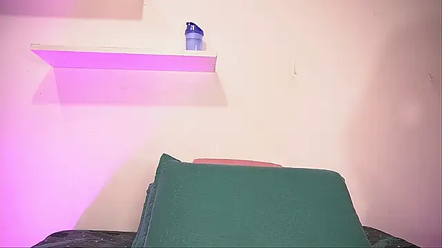 Snapshot of alexaa_walker chatting on September 17, 2025, 11:56 am alexaa walker online show from September 17, 2025, 11:56 am