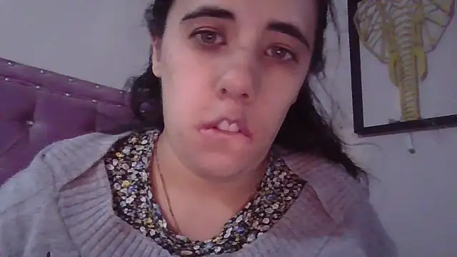 annarose19 online show from December 7, 2024, 12:52 am