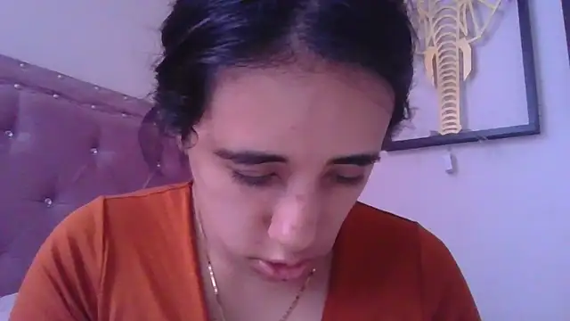 annarose19 online show from December 14, 2024, 7:14 pm