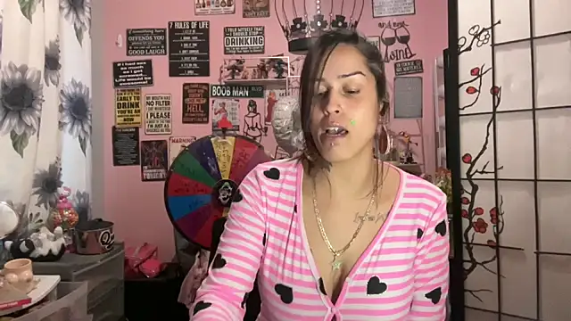 latinacubana online show from January 30, 2025, 10:41 pm