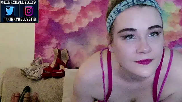 Kellylynn69 online show from November 25, 2025, 2:22 am