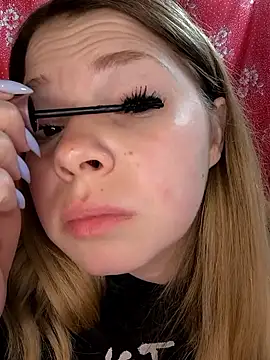 Zuli Kiska online show from April 6, 2026, 6:53 pm