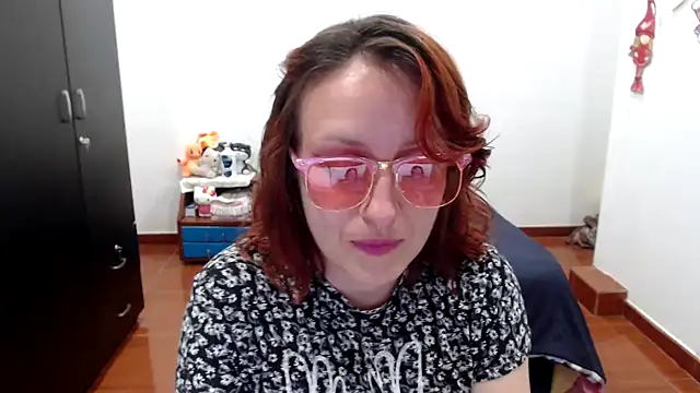 kittykalor09 online show from January 6, 2026, 1:31 am