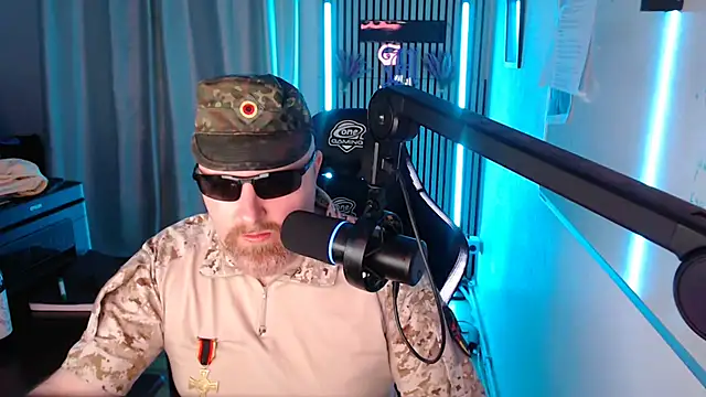 DerPornoPete online show from July 4, 2026, 10:27 pm