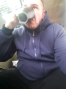 Konj12300 online show from November 18, 2025, 6:40 am