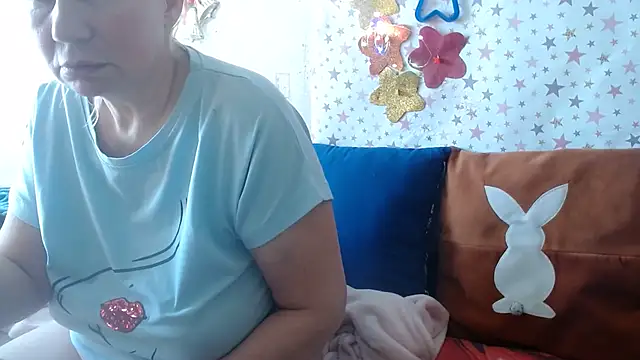 QueenLana online show from March 5, 2026, 7:59 am