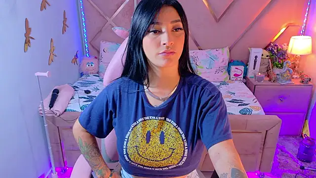 natalia-888 online show from January 17, 2026, 2:16 am