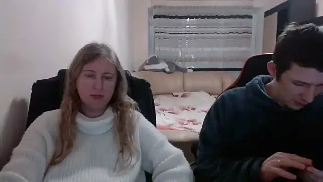 PeterAndJen online show from March 3, 2025, 6:55 pm
