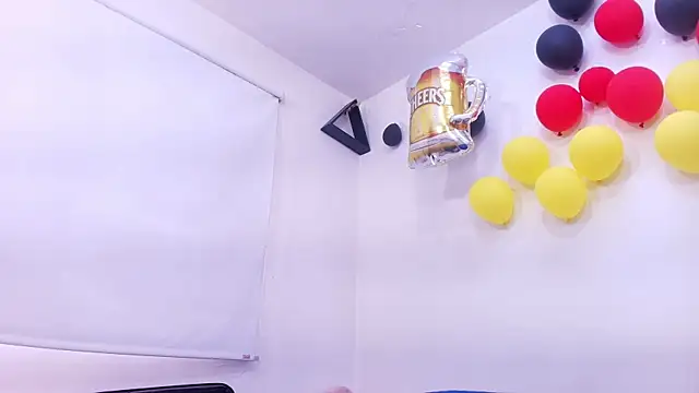 timkerbell  online show from September 29, 2025, 7:19 pm