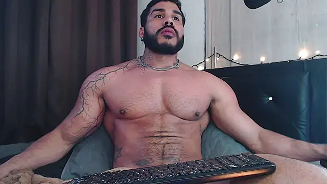 Artemis Kazttman online show from December 26, 2024, 10:52 pm