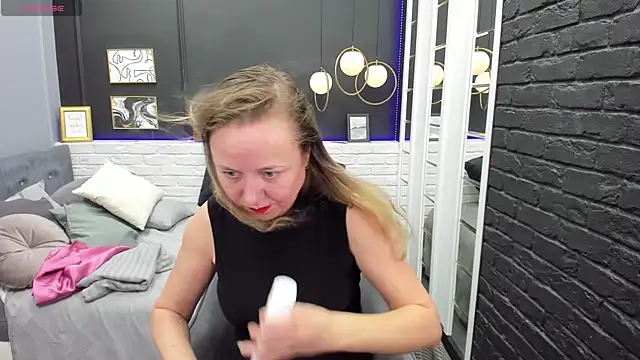 GabrielGold online show from December 19, 2024, 8:55 pm