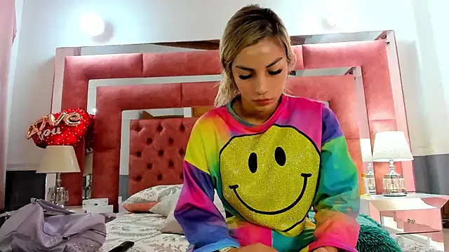 briana wonder69xxx online show from February 15, 2025, 2:44 pm