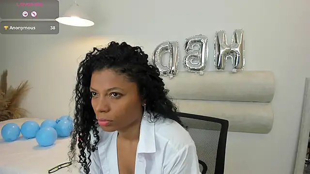 angelica af online show from October 1, 2025, 2:34 pm