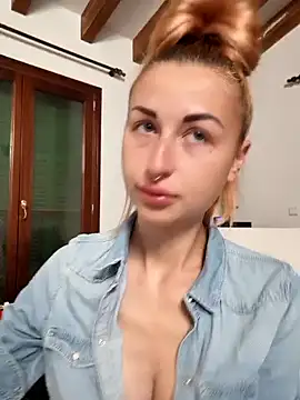 kylie blck online show from February 16, 2025, 3:58 am