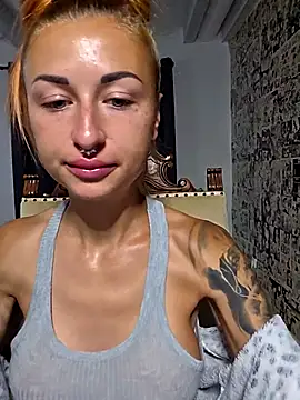 Snapshot of kylie_blck chatting on October 9, 2025, 3:48 am kylie blck online show from October 9, 2025, 3:48 am