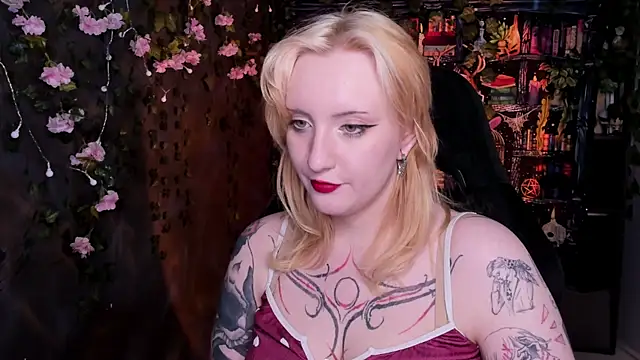 AsheLucker online show from June 3, 2026, 2:44 pm