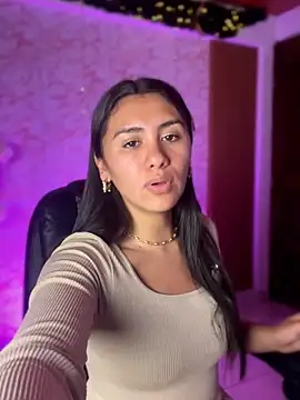 Ambar pe  online show from April 11, 2026, 1:21 am