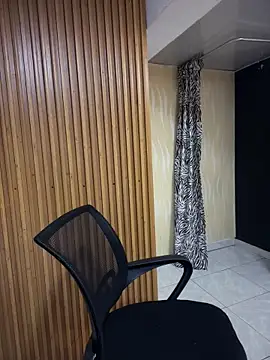 Snapshot of Ambar_pe_ chatting on April 23, 2026, 8:22 pm Ambar pe online show from April 23, 2026, 8:22 pm