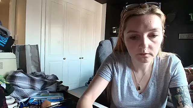 Snapshot of short_sweetpea chatting on September 27, 2025, 12:43 pm short sweetpea online show from September 27, 2025, 12:43 pm