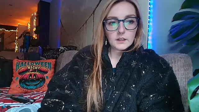 Snapshot of short_sweetpea chatting on October 5, 2025, 5:11 pm short sweetpea online show from October 5, 2025, 5:11 pm