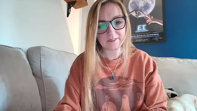 Snapshot of short_sweetpea chatting on October 7, 2025, 1:52 pm short sweetpea online show from October 7, 2025, 1:52 pm