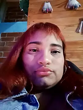 Hilarybunnyy online show from December 8, 2024, 2:07 am