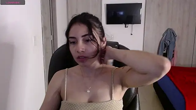 numberfav8 online show from December 22, 2024, 3:33 am