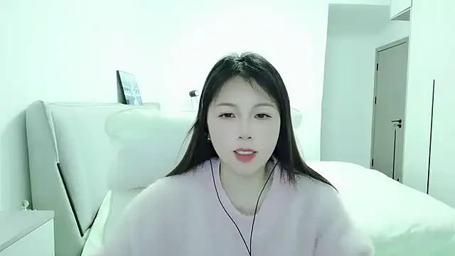 Sunset glow online show from December 21, 2025, 3:19 pm