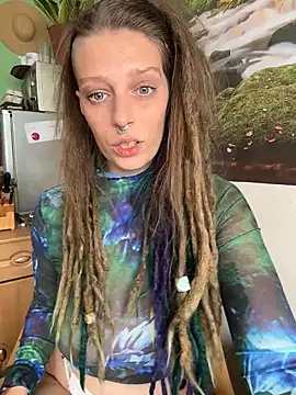 MenaDreadfull online show from October 2, 2025, 8:43 am