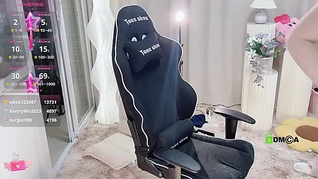 Happy Kitty online show from March 9, 2025, 12:10 am