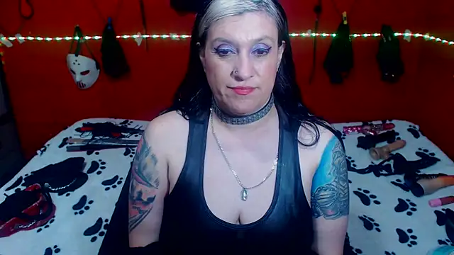 Snapshot of MATURE_Randy chatting on November 13, 2025, 9:14 pm MATURE Randy online show from November 13, 2025, 9:14 pm