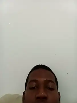 Safadinho2312 online show from October 18, 2025, 2:36 am